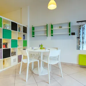 https://il-giardino-del-naviglio-studio.italymilanhotels.net